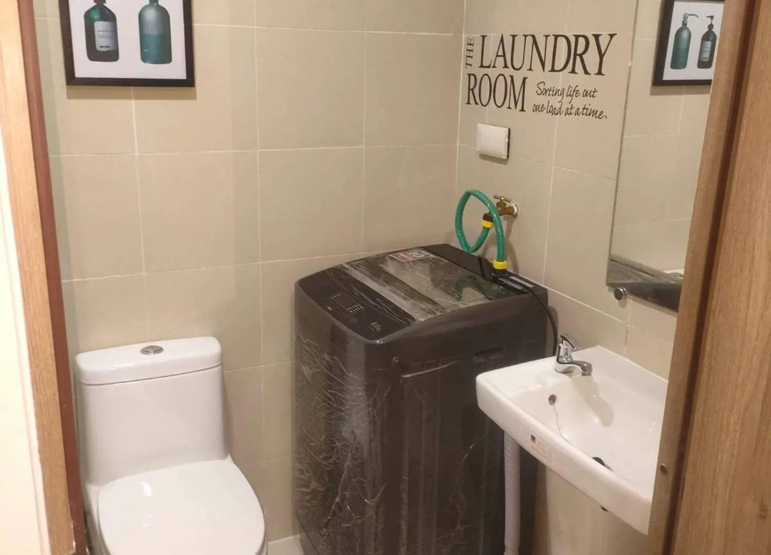 Apartment 1Br With Balcony Condotel In Moa Complex, Entertainment City, Near Naia, Free Wifi, Netflix Manila